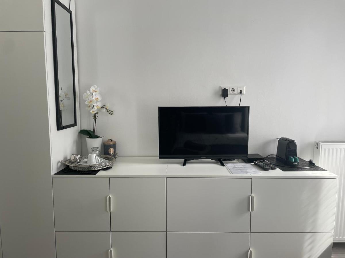 Gasthof Executive Double With En-suite In Rue Trevires R3