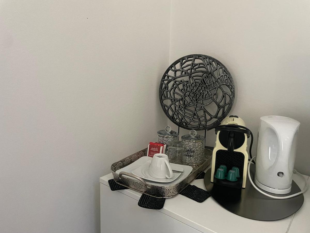 Gasthof Executive Double With En-suite In Rue Trevires R3 *